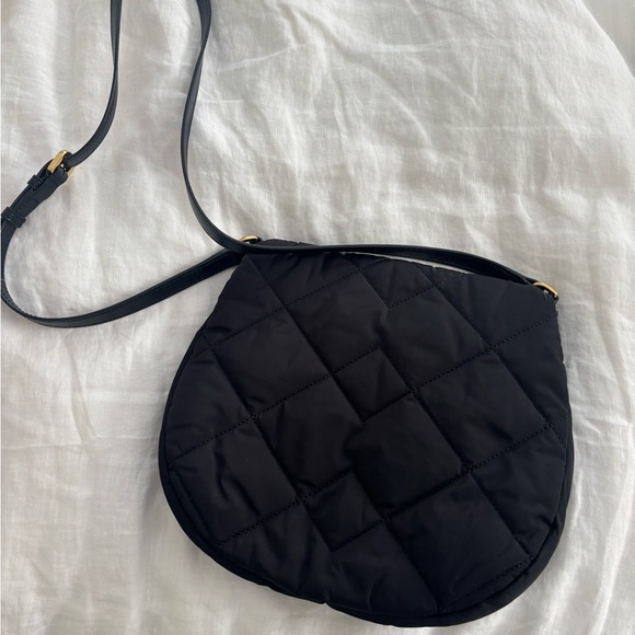 Marc Jacobs Black Quilted Crossbody Bag - Picture 3 of 3